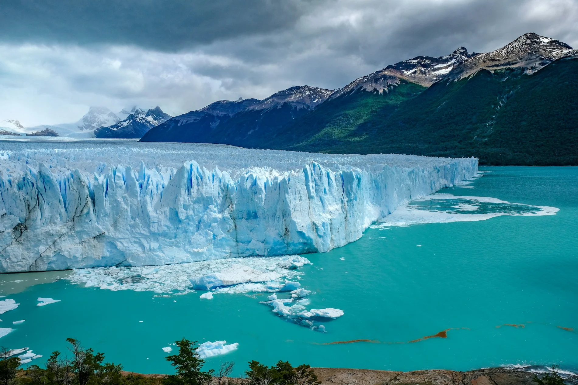 El acceso al Parque Nacional Los Glaciares
